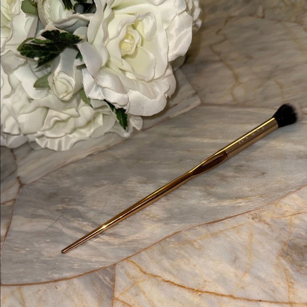 FARAH Gold Makeup Brush F.A.R.A.H 35E Tapered Blending Brush